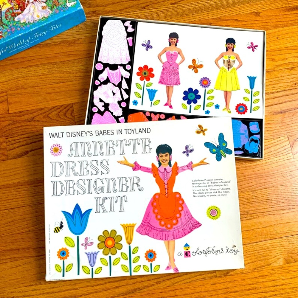 color forms Walt disney's babes in toyland Annette Dress Designer Kit